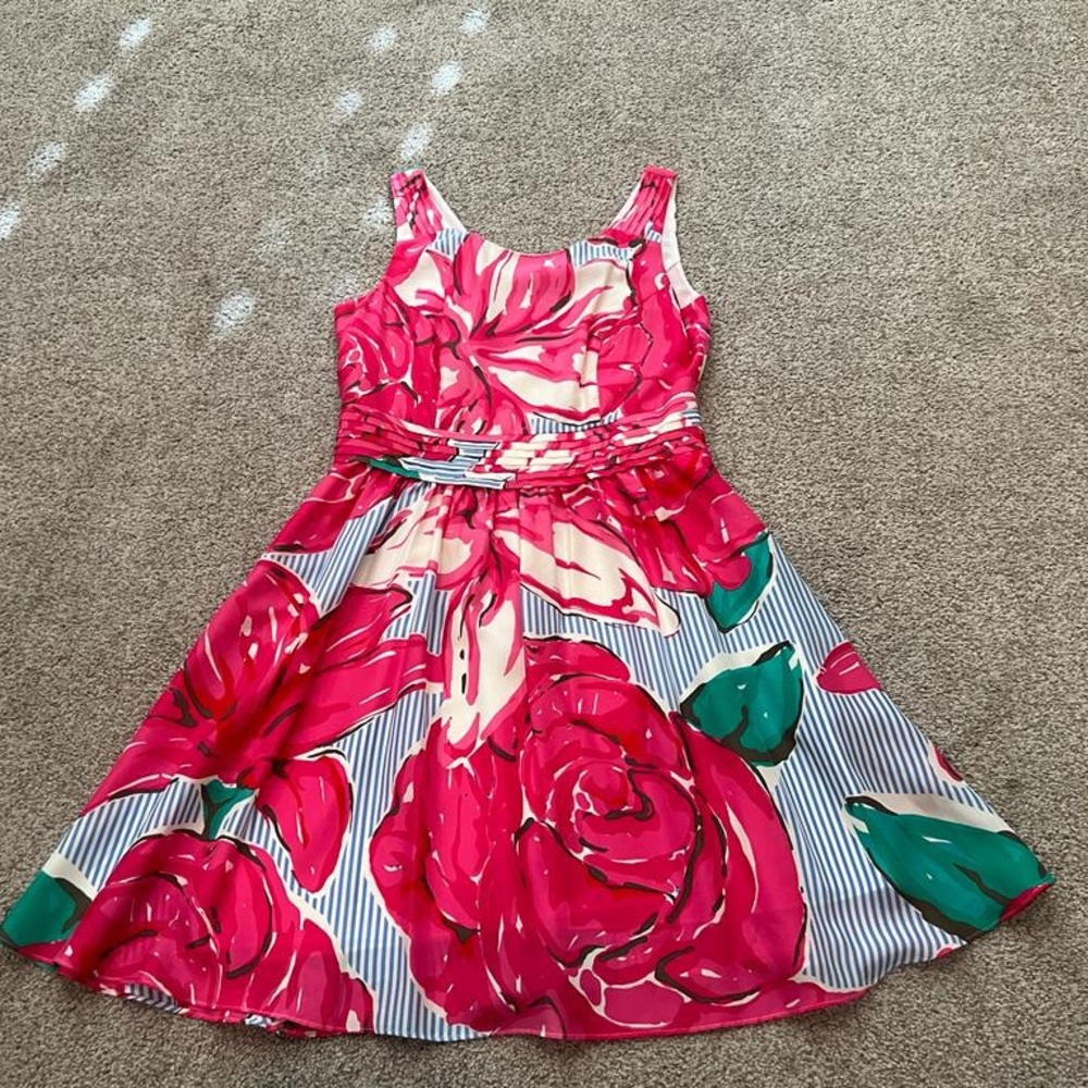 Vineyard vines dress